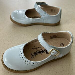 Light blue Footmates 10US